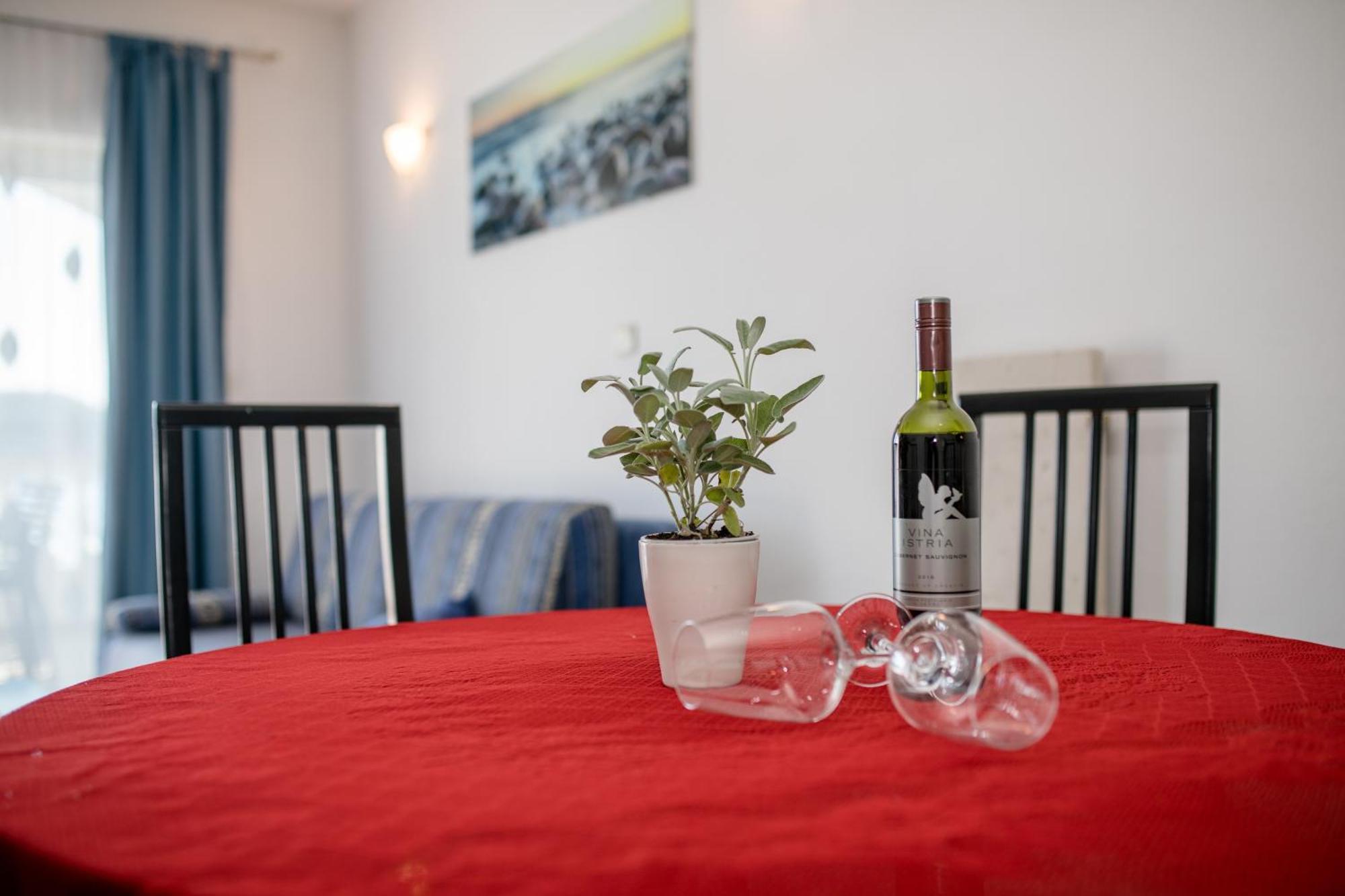 Apartments And Rooms By The Sea Supetarska Draga - Gornja, Rab - 11579 Habitación foto
